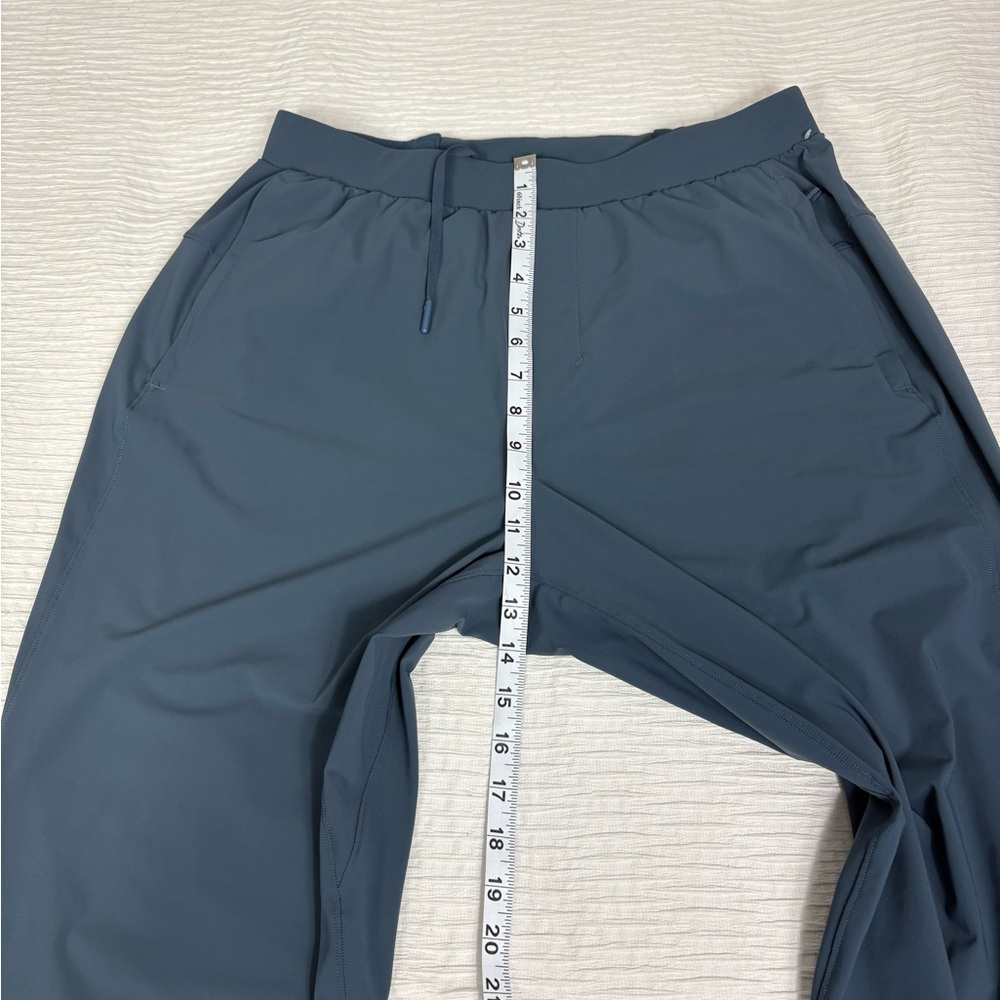Lululemon Men's Jogger Sweatpants - Picture 8 of 10